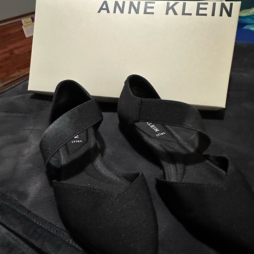 Calvin Klein Black Textured Flats